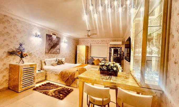 Arpora Apartment | 24Karat:NewlyLaunched Luxury Studio