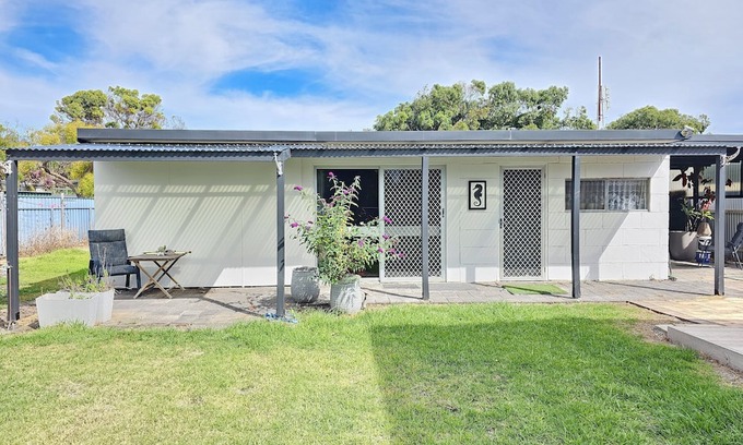 Waterhouse House | Weekend at Bernies - The ultimate beach shack