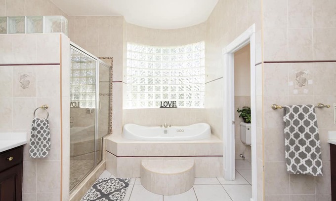 Patricks Island House | PROSPECT OASIS: Nestled on the pristine waters of the Cayman Islands