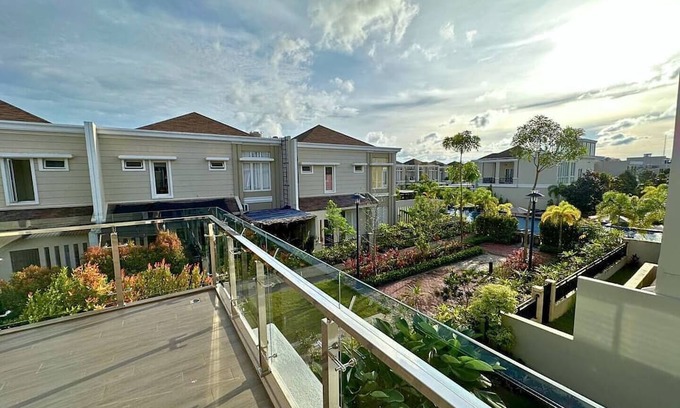 Batam Villa | Luxury 4 Br Villa Orchard Park