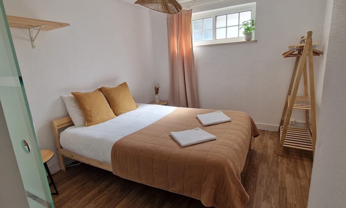 Sao Simao Apartment | Discover this charming apartment.