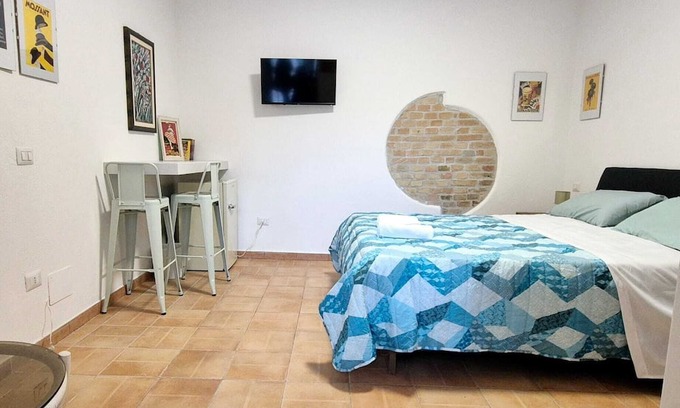 Catanzaro Lido Apartment | Catanzaro Lido, Independent room with outdoor space a few meters from the sea