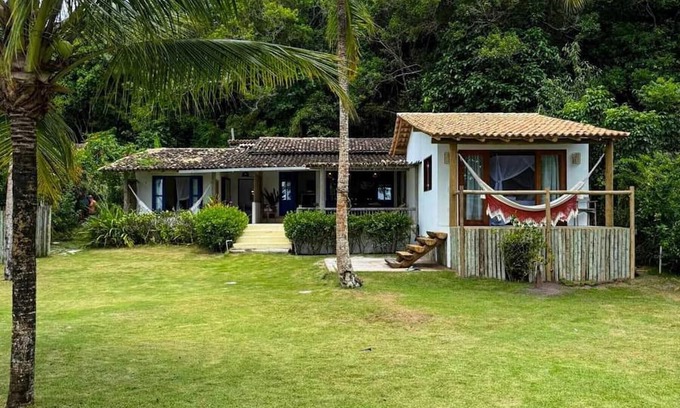 Porto Seguro House | Exclusivity in front of Espelho Beach