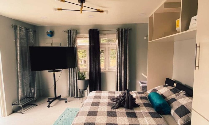 St. George's Apartment | Cozy, compact,and fully furnished studio, near city, stadium, beach, AC, WiFi