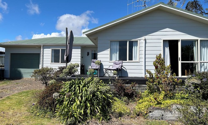 Raglan House | Cosy Raglan Retreat