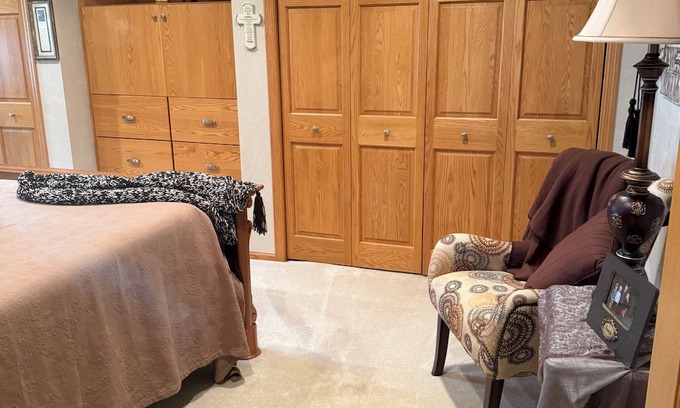 Huron House | Lovely 3-bedroom Home in downtown Huron with WiFi and AC.