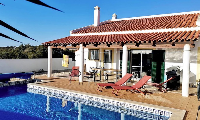 Vila do Bispo Villa | Sea view and private pool: Casa das Ondas
