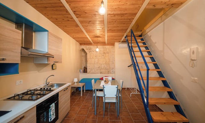 Bisceglie Apartment | The Little Tower