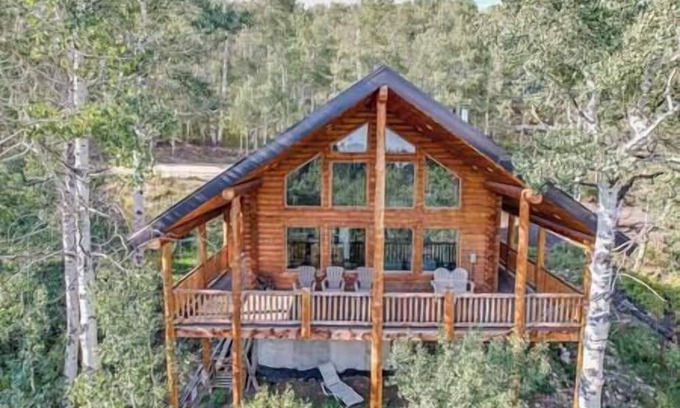 Tollgate Canyon House | Aspen Grove Cabin Above Park City with Hot Tub