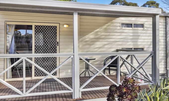Metung Villa | 2 Bedroom Budget Villa