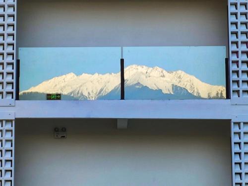 Xiaojin County House | Discover Relaxation at 四姑娘山 Mountain Retreat
