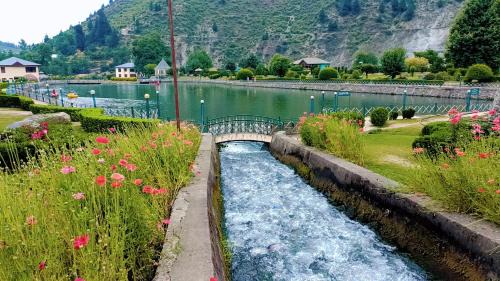 Bhaderwah Hotel | Scenic Lake View Resort Gatha with Pool & Family Amenities