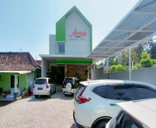 Hargomulyo Hotel | RedDoorz at Araya House Ngawi