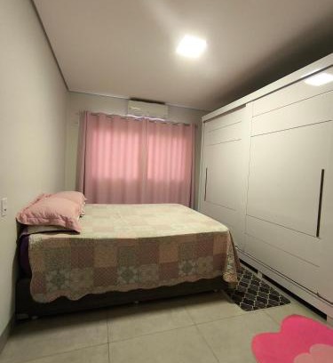 Campo Novo Do Parecis House | Quarto com piscina