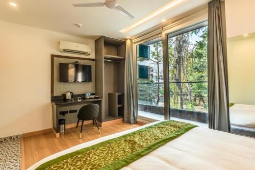 Chittaranjan Hotel | Budget-Friendly Mayur Hotel Near CR Park, New Delhi