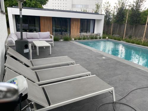 Waregem Apartment | Welcoming Guesthouse with Pool and Family-Friendly Vibes