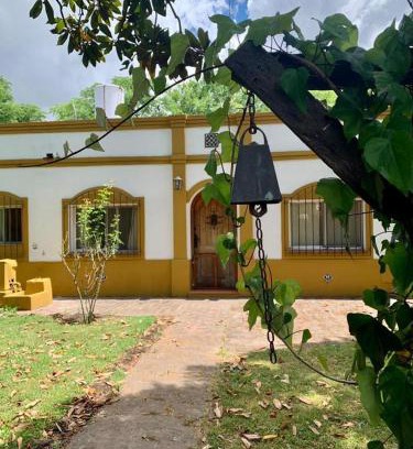 Tomas Jofre House | Tranquil Retreat at El Cencerro - Family-Friendly Escape