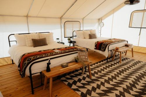 Guntersville Other | Cozy Glamping Tents with Ocean View at Lake Guntersville