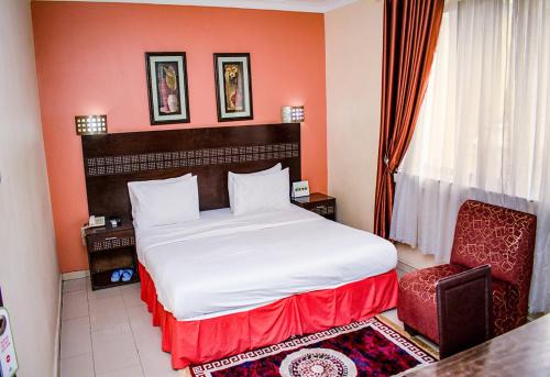Igbobi Hotel | Budget-Friendly AHI Residence with Family Amenities