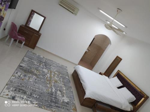 Al Koudh Hotel | Experience Comfort at قصر الياسمين 2 with Breakfast Included