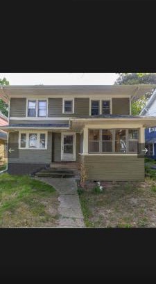 Lansing House | Charming Old-Fashioned Crafted House - Pet and Child Friendly