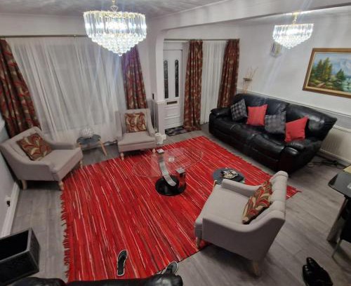 Clayhall House | Family-Friendly 5 Bedroom Home with Garden in East London