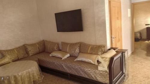 Fes Apartment | Discover Comfort at حي القرويين طريق عين الشقف Hotel