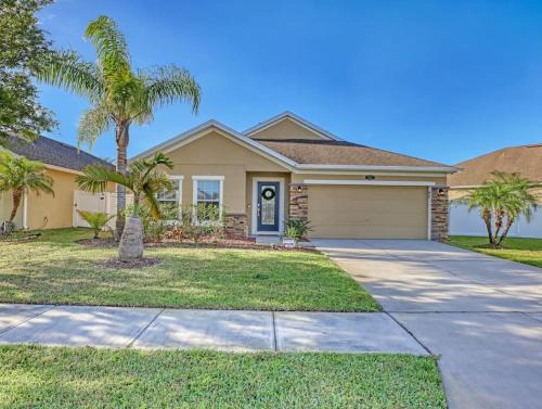 Melbourne House | Cozy Melbourne Florida Beach House with Pool & Pet-Friendly