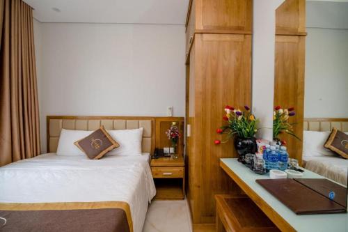 Quy Nhon Hotel | Quy Nhơn Retreat: Family-Friendly with Pool & Breakfast