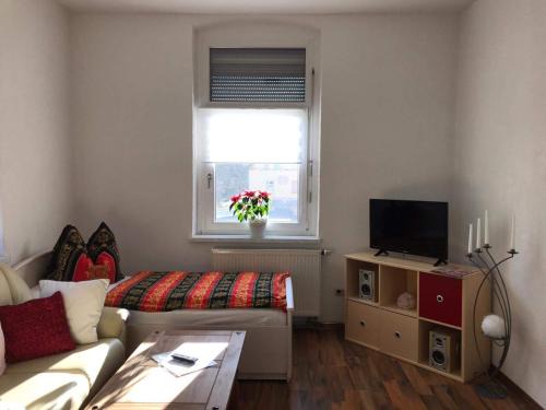 Marienthal Ost Apartment | Cozy Furnished Apartment in Zwickau - Family and Pet Friendly