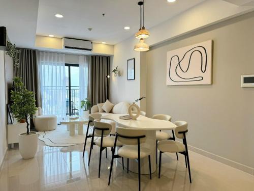 Bach Dang Riverside Bed & Breakfast | Family-Approved Stay at Soho Novaland for Your Getaway