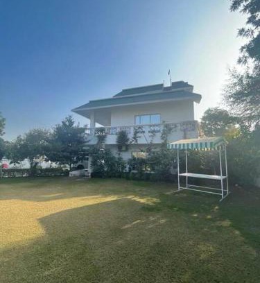 Gurugram House | Cozy Joy's Farmnest Homestay in Palam Vihar Awaits You
