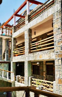 Wadi Bani Kharus Hotel | Elegant Guest Houses in Bald Seyt - Pet Friendly & Breakfast