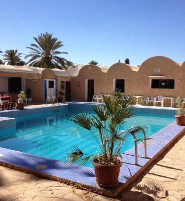 Gabes Governate Hotel | Pet-Friendly Matmata Hôtel with Pool and Breakfast Options