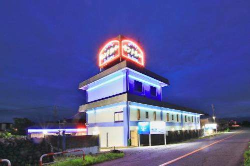 Toyama Hotel | Discover Hotel Centriver: Breakfast Included for Value Seekers