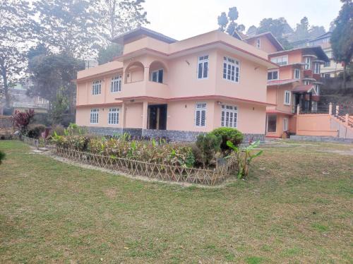 Turuk Bed & Breakfast | Child-Friendly Retreat at Kalash Villa with Kitchen Access