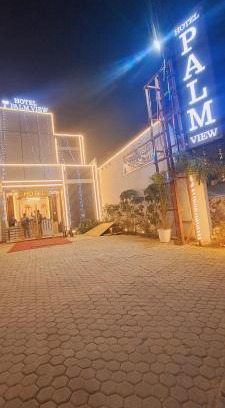 Vasant Kunj Hotel | Discover Comfort at Hotel The Palm View with Family-Friendly Perks