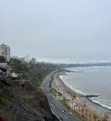 Santa Cruz Apartment | Experience the Beauty of Frente a Mar with Family-Friendly Amenities