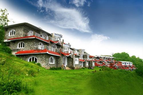 Kodaikanal Resort | Inviting Experience at The Place with Family-Friendly Amenities