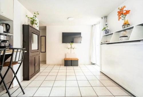 Santa Maria la Ribera Apartment | Cozy Apartment in the Heart of the City - Family Friendly