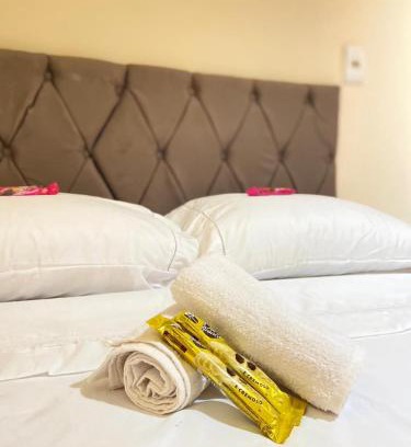 Chapada dos Guimaraes Hotel | Explore Pousada Estações: Family-Friendly with Breakfast