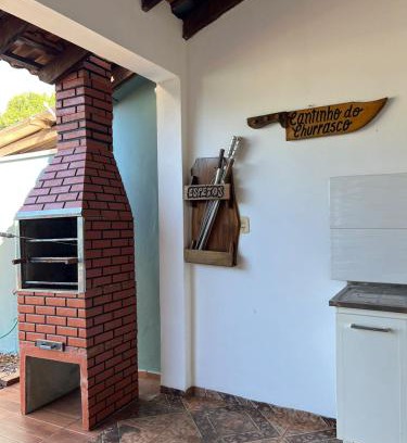 Residencial Oliveira House | Incredible Casa with Snooker: Pet & Child Friendly Retreat