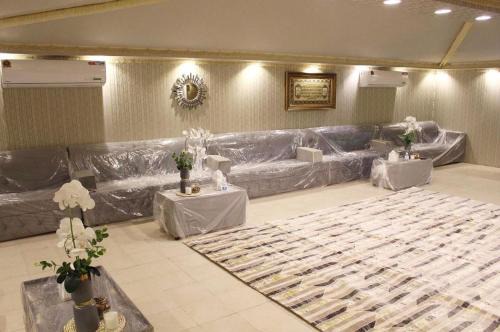 Ajman House | Family Retreat: Pet-Friendly Stay with Pool & Kids’ Fun