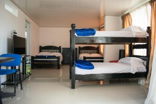 Filandia Apartment | Family-Friendly Cabañas with Breakfast & Pet Access