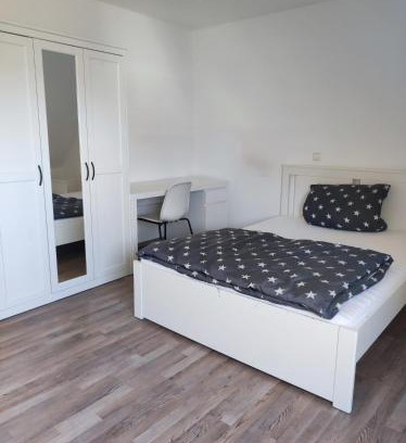 Lippstadt Apartment | Pet-Friendly Wohnung Lippstadt: Ideal Family Retreat