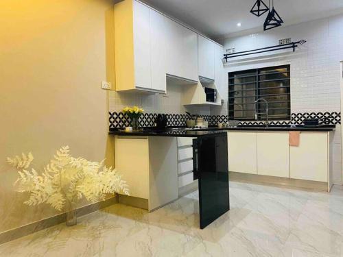 Lusaka Apartment | Cozy Retreat: Your Home Away From Home Awaits
