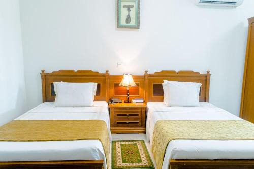 Kokomlemle Hotel | Manjaro Suites: Premier Executive Apartment with Pool Access