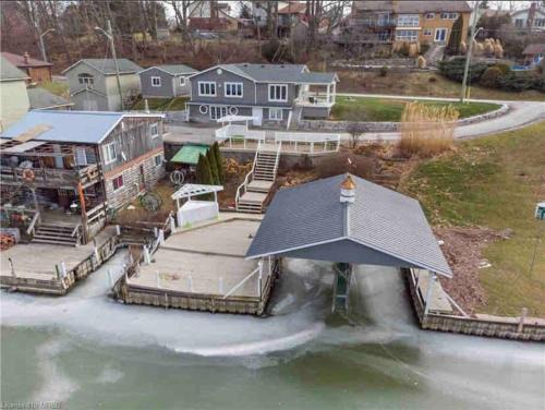 Port Dover House | Inviting Riverfront Cottage with Boat Dock and Private Beach