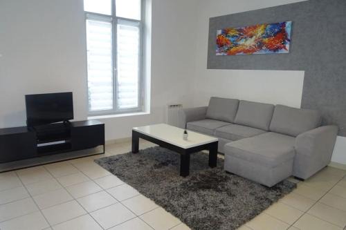 Coulommiers Apartment | Convenient Appart' Coulommiers in City Center
