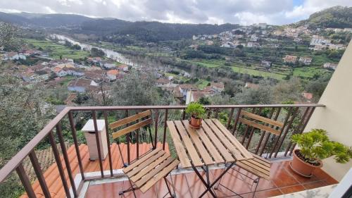 Penacova Apartment | Family-Friendly Retreat at Retiro do Viajante Hotel